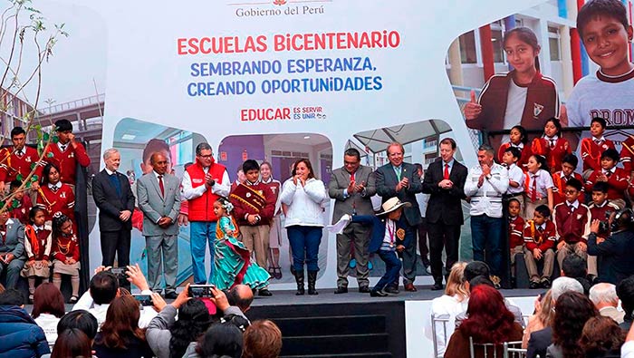 Minedu entrega Escuela Bicentenario 1235 Unión Latinoamericana en La Molina