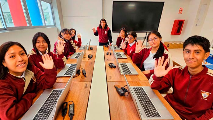 Minedu entrega Escuela Bicentenario 1235 Unión Latinoamericana en La Molina