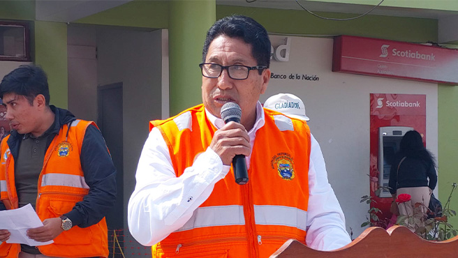 Alcalde y personal participan en el simulacro nacional multipeligro.