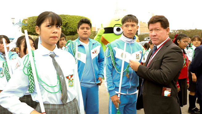Municipalidad realizo juramentación de promotores ambientales escolares de Huarmey 2024