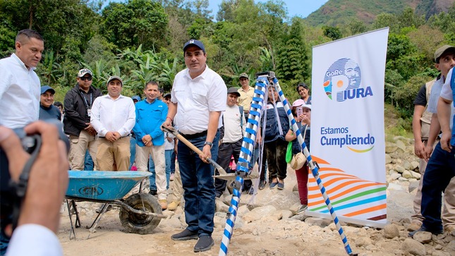 Gobernador da inicio a obra del puente Pusmalca en beneficio de 4 mil pobladores de Canchaque
