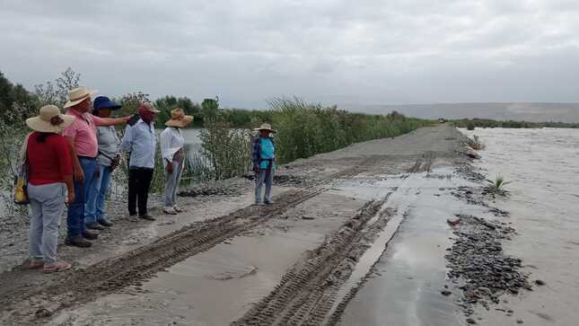apoyo a los agricultores con maquinarias