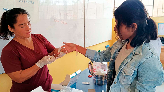 Adolescente se benefician con campaña de salud