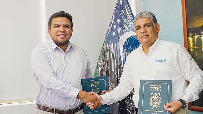 Alcalde suscribe acta de intención con migraciones para identificar a extranjeros ilegales en Paita