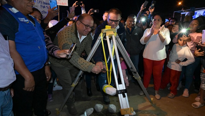 Acto simbólico de primera piedra