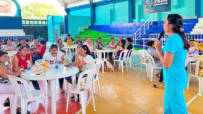 Tercera feria del programa “SEGUIMOS CRECIENDO SANO”