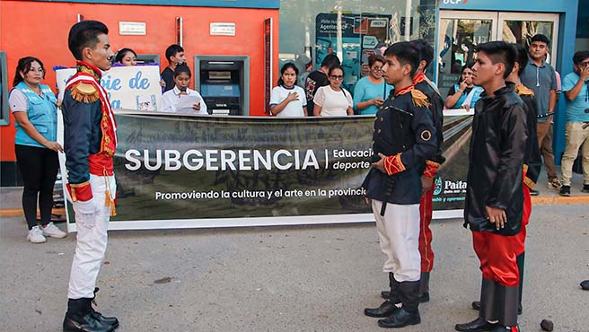 Municipalidad realizó pasacalle literario por las principales calles de Paita