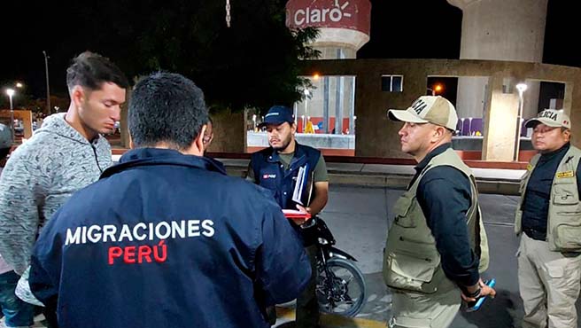 Intervienen a mujeres extranjeras que ejercían la prostitución en el centro de Paita