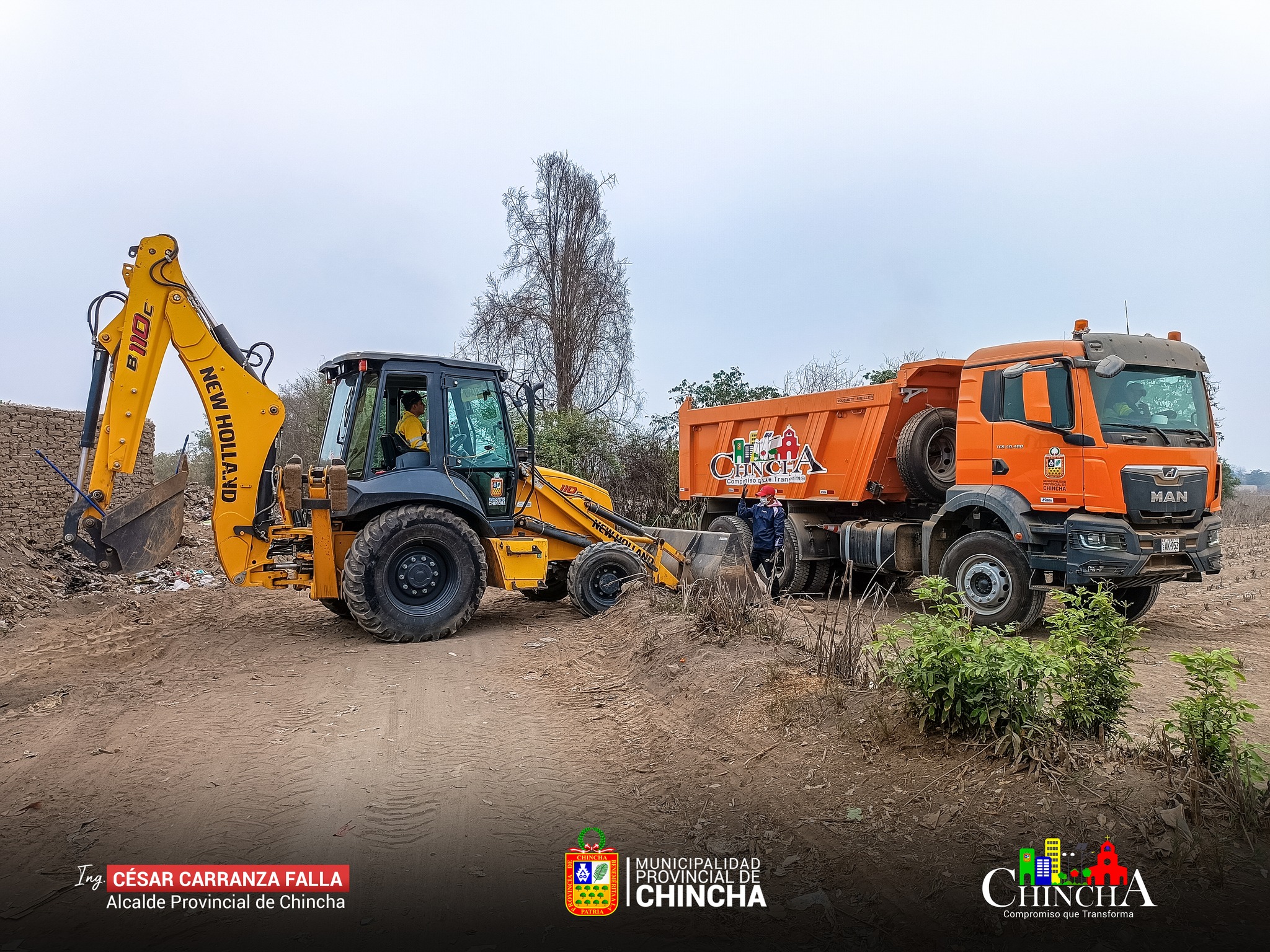 🔰El equipo de limpieza pública día a día salen a limpiar nuestras calles, es por ello que nuestras maquinaria pesada municipal realizó el recojo de escombros en el AA.HH Toma de Cala, donde habían tomado como punto de concentración de desperdicios y desmontes.
Pedimos a los vecinos que eviten arrojar residuos, desmontes y/o materiales de construcción en dicho sector, tomemos conciencia y seamos parte de este trabajo en mantener limpia nuestro Provincia.
#MunicipalidadProvincialDeChincha #CompromisoQueTransforma #CesarCarranzaFalla
📱Síguenos en TikTok: [@muniprovindechincha](https://www.tiktok.com/@muniprovindechincha)