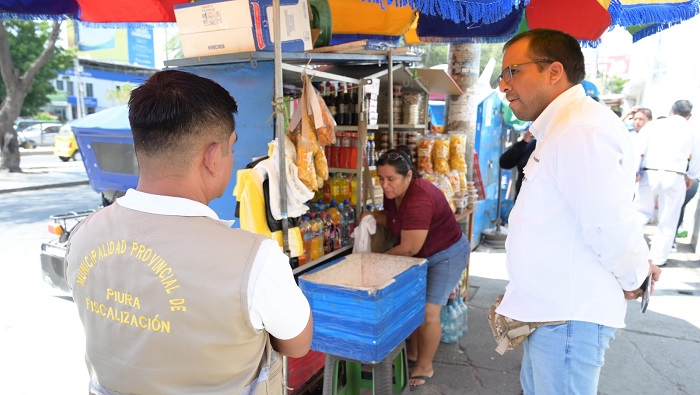 Notifican a ambulantes