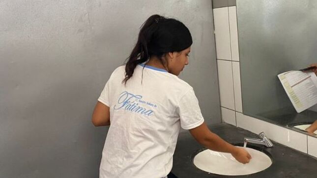 La Contraloría General, a través del programa Auditores Juveniles, inició la veeduría escolar al Programa de Mantenimiento en las Instituciones Educativas (II.EE.) 2024 con la finalidad de verificar las acciones preventivas y/o correctivas de mejora en la infraestructura escolar en la región.