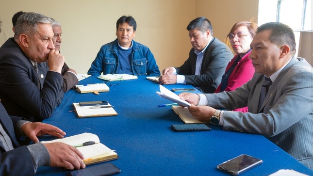 Gerencia de Transporte realizó reunión con la DRTC para el ordenamiento de los vehículos de servicio interprovincial y terminales informales