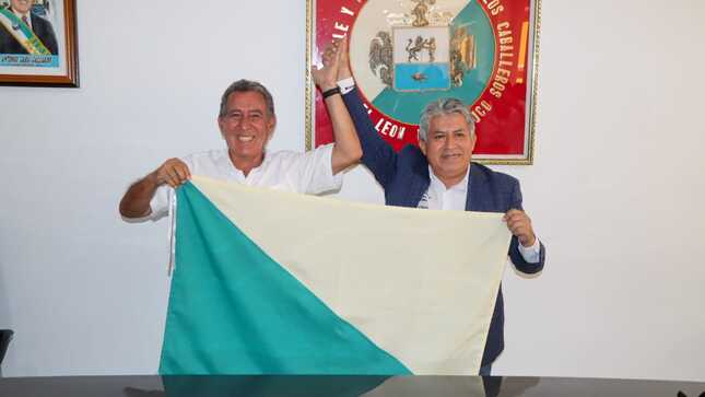 GOBERNADOR PULGAR Y ALCALDE JARA