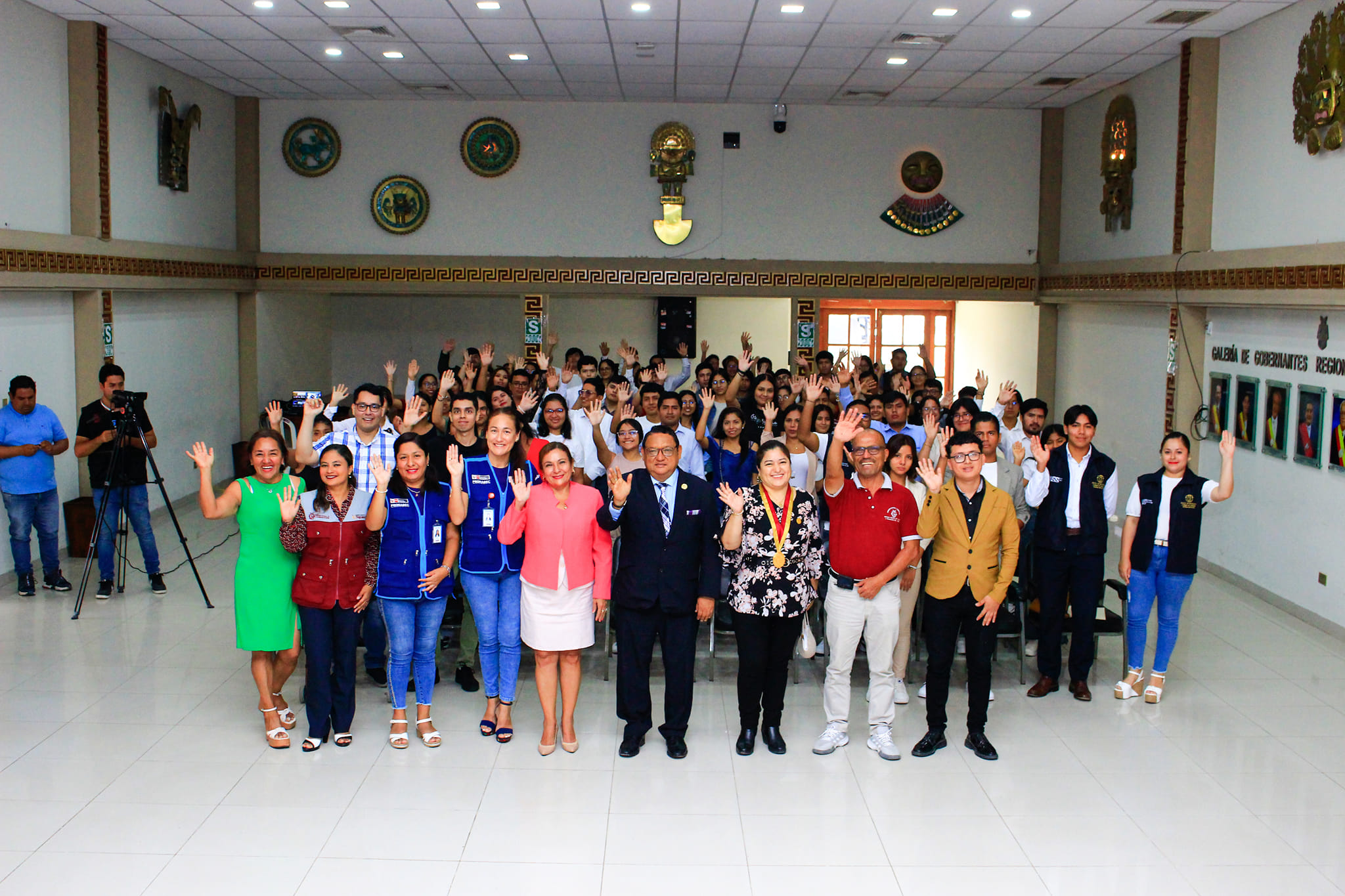 Gore Lambayeque entregó credenciales a jóvenes integrantes del COREJU