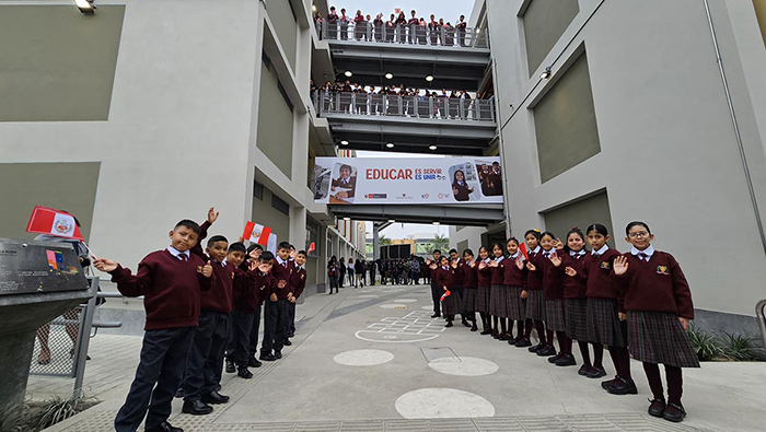 Inauguramos la sexta Escuela Bicentenario que beneficiará a más de 2000 estudiantes en Chorrillos.