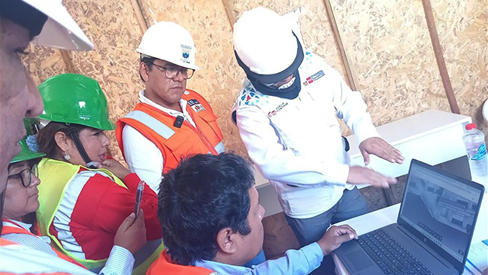 Alcalde de la Municipalidad de Independencia visitó obras de la IE J. William Fulbright
