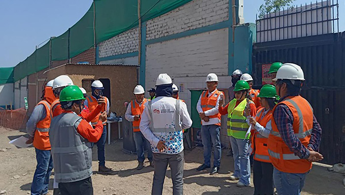 Alcalde de la Municipalidad de Independencia visitó obras de la IE J. William Fulbright