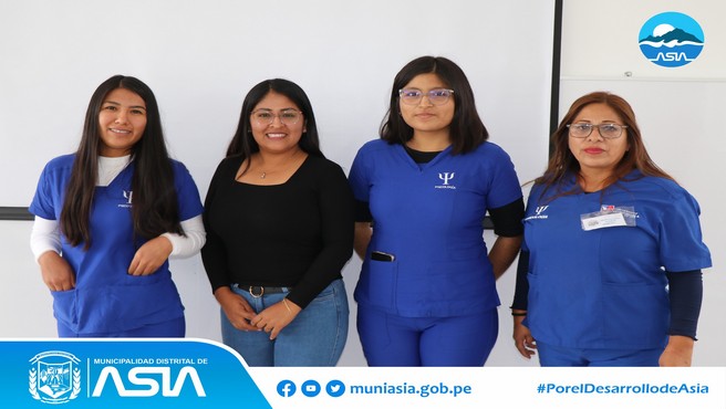 Nuestro alcalde, Isaías Alcántara Malásquez continua comprometido con la educación y el desarrollo interal de nuestros niños y adolescentes. Es por eso que la Oficina de la Defensoría Municipal de la Niña, Niño y Adolescente (DEMUNA), continúa realizando las coordinaciones con las diferentes instituciones educativas de nuestro distrito para realizar charlas preventivas dirigidas a los alumnos, maestros y padres de familia.
En esta ocasión acompañamos al equipo de psicología en una charla dirigida a los alumnos de la I.E. 476 - Capilla de Asia en donde se le brindan herramientas de apoyo y desarrollo personal.
Informamos a la población que la DEMUNA se encuentra a disposición de martes a viernes desde 08:00 a.m. hasta 5:00 p.m. y los sábados de 8:00 a.m. hasta 1:45 p.m.
para brindarles gratuitamente asesoría legal, consejería, orientación psicológica y apoyo social.
#PorelDesarrollodeAsia
#IsaiasAlcantaraAlcaldedeAsia
#MunicipalidadDistritalDeAsia