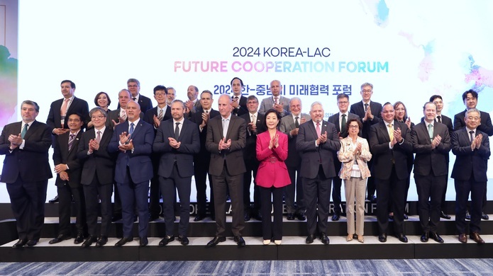 En Foro de Cooperación Corea - América Latina y Caribe el canciller destacó potencial económico peruano