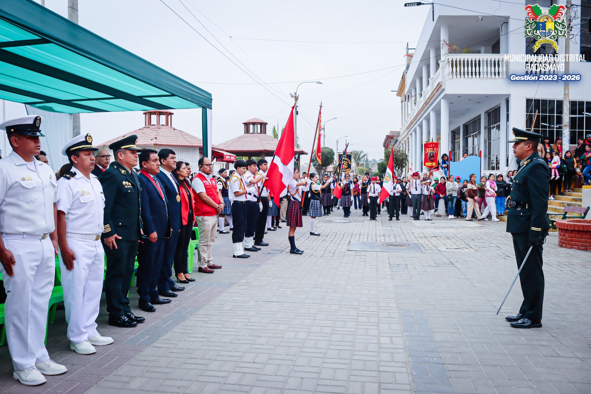 Izamiento del Pabellón Nacional Por el Dia de La Bandera