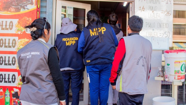 Operativo de fiscalización en pollerías de Av. Simón Bolívar