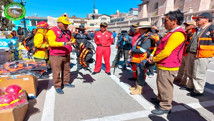 Entrega de Herramientas Para Sofocar Incendios Forestales
