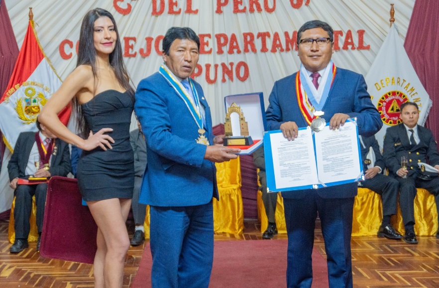 Municipalidad de Puno saluda al Colegio de Ingenieros Consejo departamental Puno por sus 57 aniversario