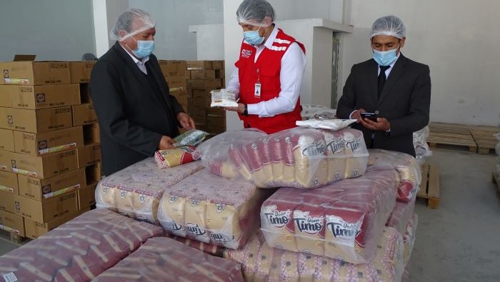 Entrega de alimentos a municipalidades para atender a ollas comunes