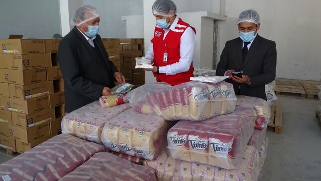 Entrega de alimentos a municipalidades para atender a ollas comunes