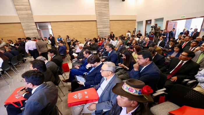 Directora Regional Participa en I Cumbre Nacional de Minería Responsable y desarrollo Sostenible – Dia 7 de junio