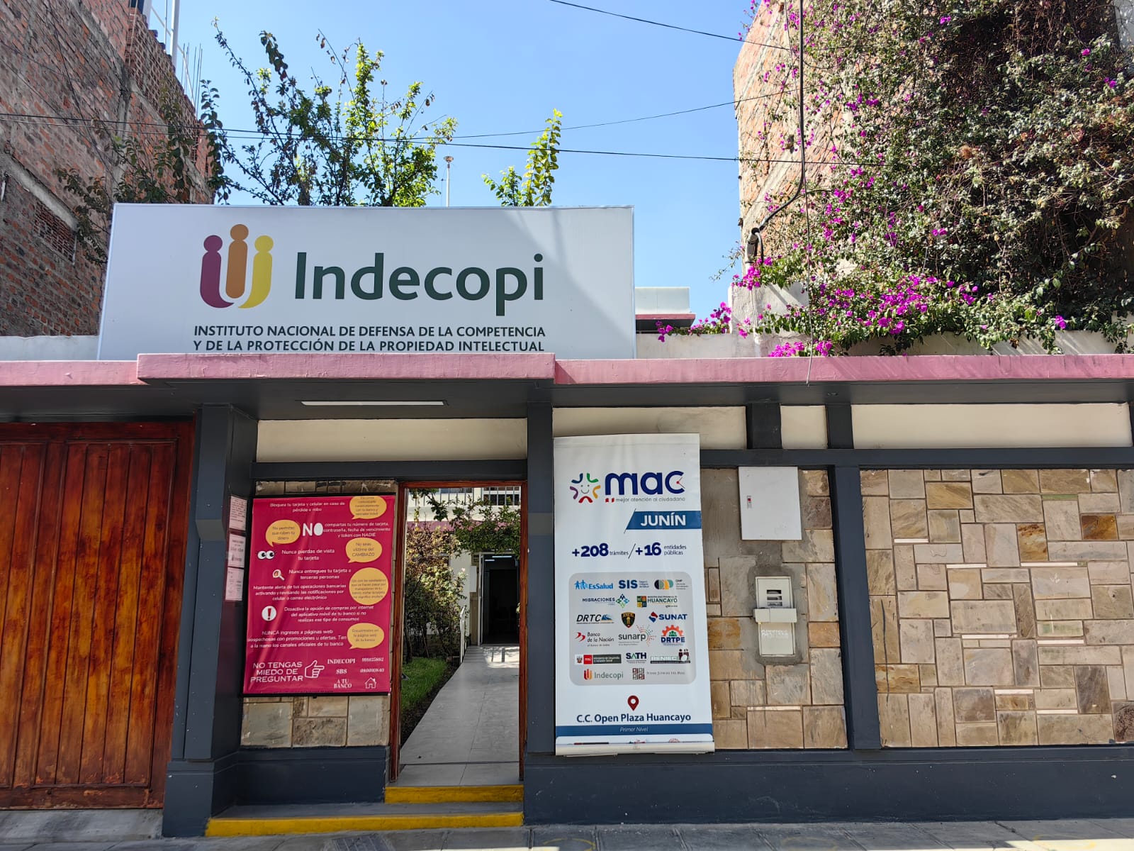 Según el Código de Protección y Defensa del Consumidor es una infracción impedir el ingreso a los usuarios por orientación sexual.