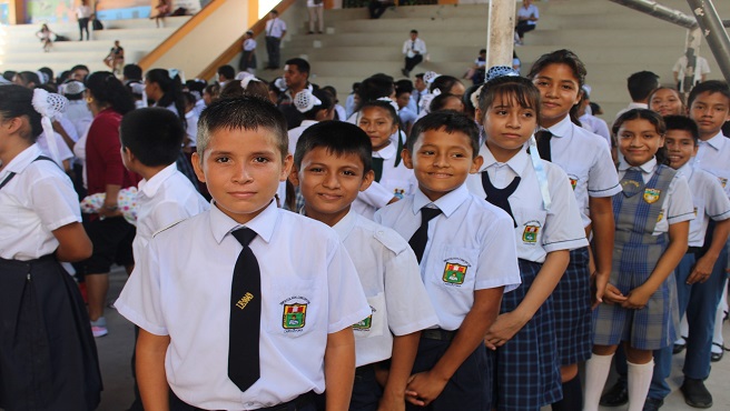 Estudiantes contentos por la evaluación