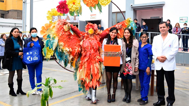 El primer lugar fue para la Guacamaya Roja del Servicio de Farmacia