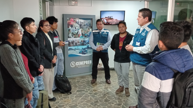 Estudiantes del IESTP de Piscobamba-Áncash y de la Universidad Nacional de Ingeniería visitaron el Cenepred