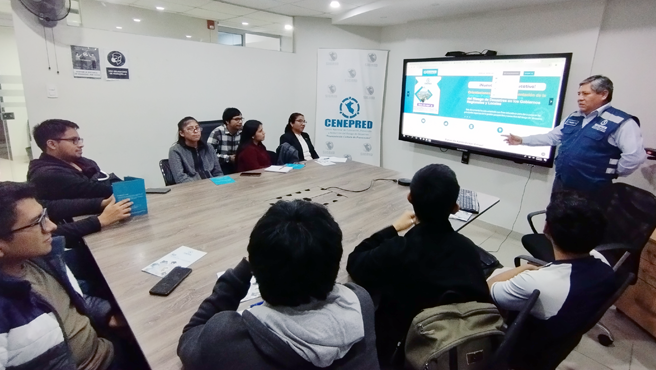 Estudiantes del IESTP de Piscobamba-Áncash y de la Universidad Nacional de Ingeniería visitaron el Cenepred