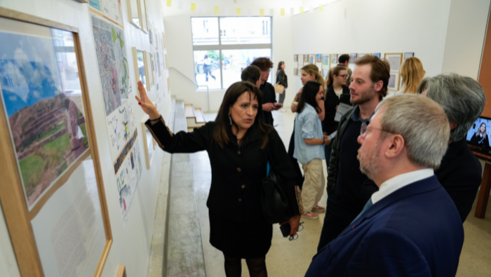 París: exposición “Hacer y actuar en la región Andina” destaca proyectos urbanos peruanos en zonas con patrimonio cultural
