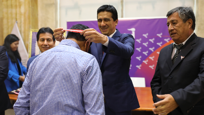 • Ceremonia protocolar se realizó en las instalaciones del Estadio Nacional.