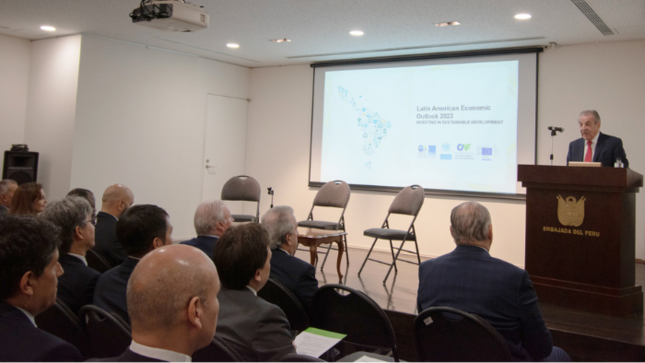 CAF presenta en la Embajada del Perú en Japón “Latin American Outlook 2023” en Tokio