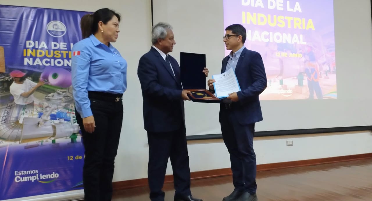 GORE Piura reconoce aporte de la industria al desarrollo de la región y el país
