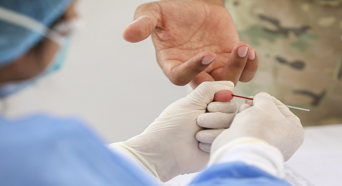 En hospital Sabogal de EsSalud joven donó sangre 4 veces para salvar la vida de pacientes con leucemia