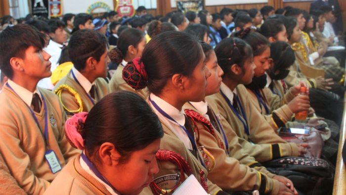Más de 400 alumnos participaron del Primer Encuentro Regional de Clubes de Ciencia de Puno