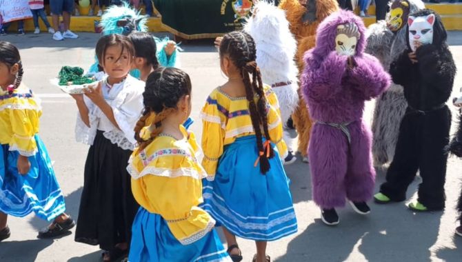 Celebración del 104° aniversario del distrito de La Arena 