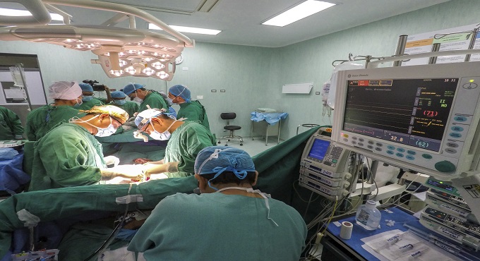EsSalud: Mamita de 53 años le dice adiós a la diálisis gracias exitoso trasplante renal en el hospital Almanzor Aguinaga