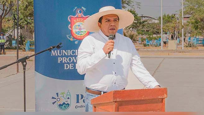 Alcalde coloco primera piedra para la construcción de moderno polideportivo en A.H. 05 febrero