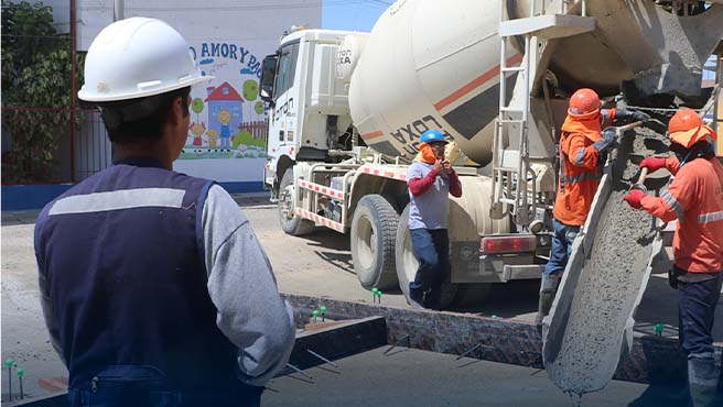 Alcalde supervisa obra de pavimentación del SECTOR II EL TABLAZO