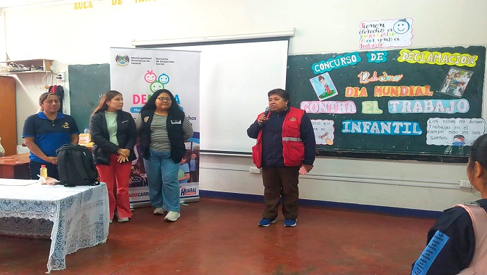 concurso de declamaciΓ³n contra el trabajo infantil