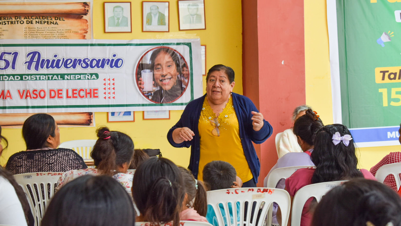 Capacitamos a las Mamás del Programa Vaso de Leche