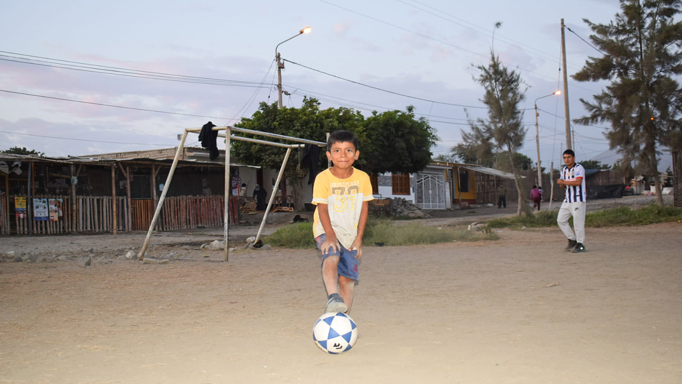 Iniciamos la construcción del Campo deportivo "Huacrachucro"
