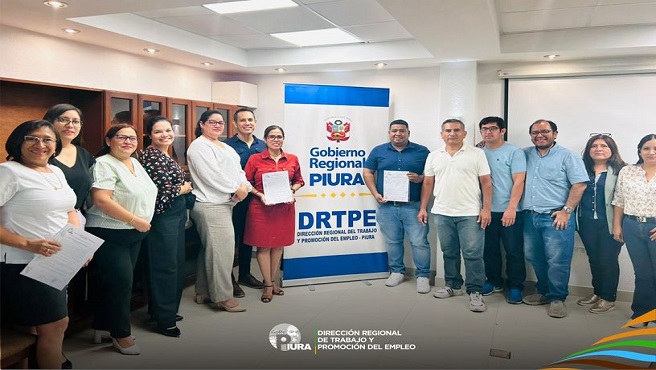 suscribió el primer convenio colectivo entre el sindicato y la Caja Municipal de Ahorro y Crédito