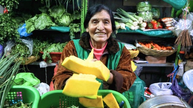 Hoy ofertas de arveja, zapallo, limón, melón, naranja y granadilla en el mercado mayorista